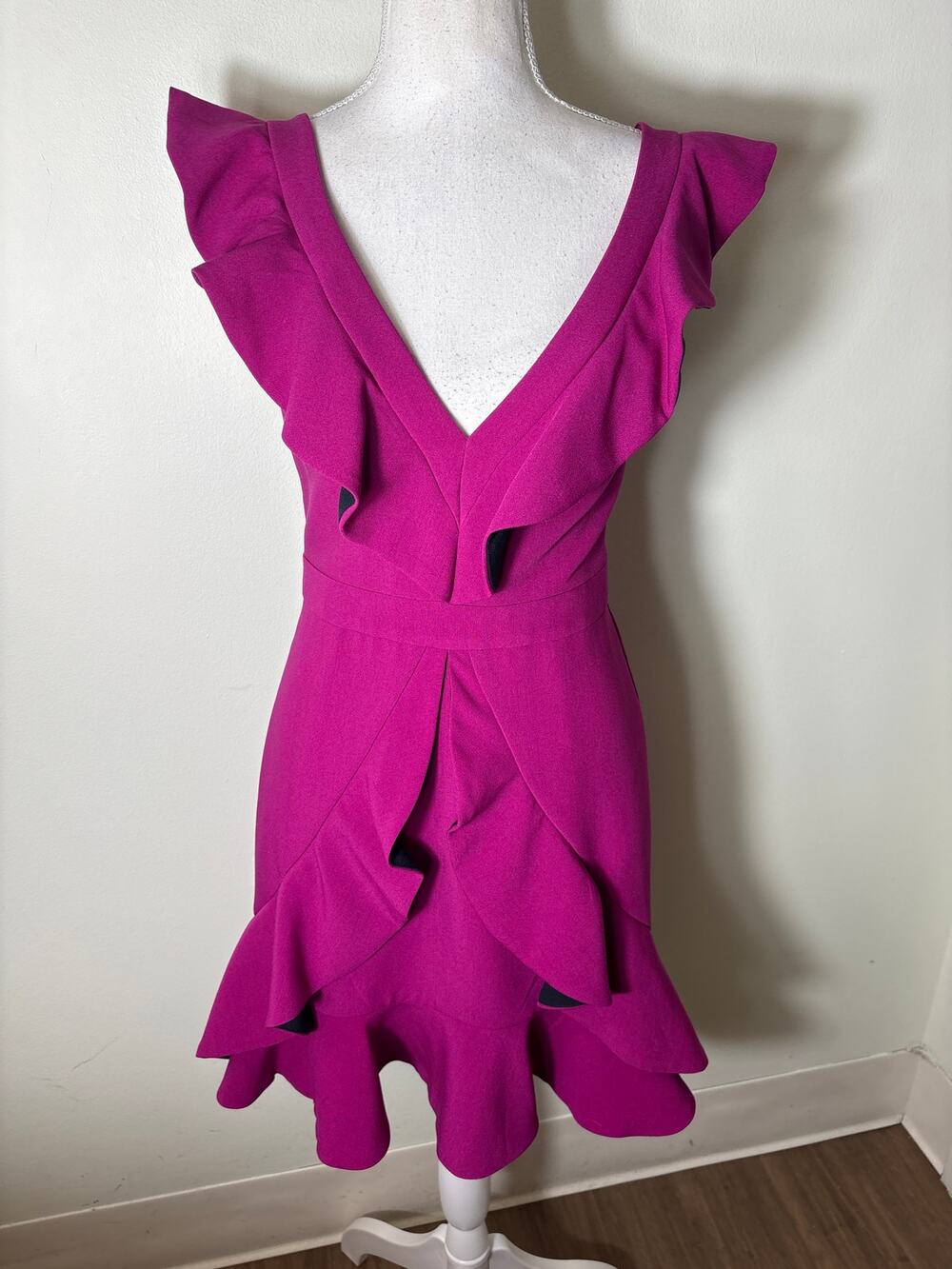 Aijek Magenta V-Neck Flutter Sleeve Special Occasion Dress Sz 1